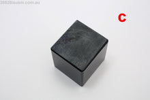 Load image into Gallery viewer, Black Tsushima Nagura