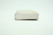 Load image into Gallery viewer, Japanese natural whetstones Umajiyama Renge Suita