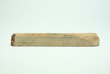 Load image into Gallery viewer, Japanese natural whetstones Umajiyama Karasu Suita