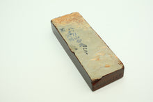 Load image into Gallery viewer, Japanese natural whetstones Hakkayama Renge Suita