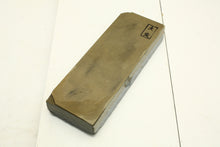 Load image into Gallery viewer, Japanese natural whetstones Ozuku OZU1
