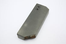 Load image into Gallery viewer, Japanese natural whetstones Ozuku Asagi OZU2