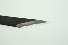 Load image into Gallery viewer, Kiridashi Kurouchi Kikohiromaru 20mm Right Hand
