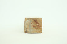 Load image into Gallery viewer, Japanese natural whetstones Hideriyama Renge Suita Koppa HRSK1

